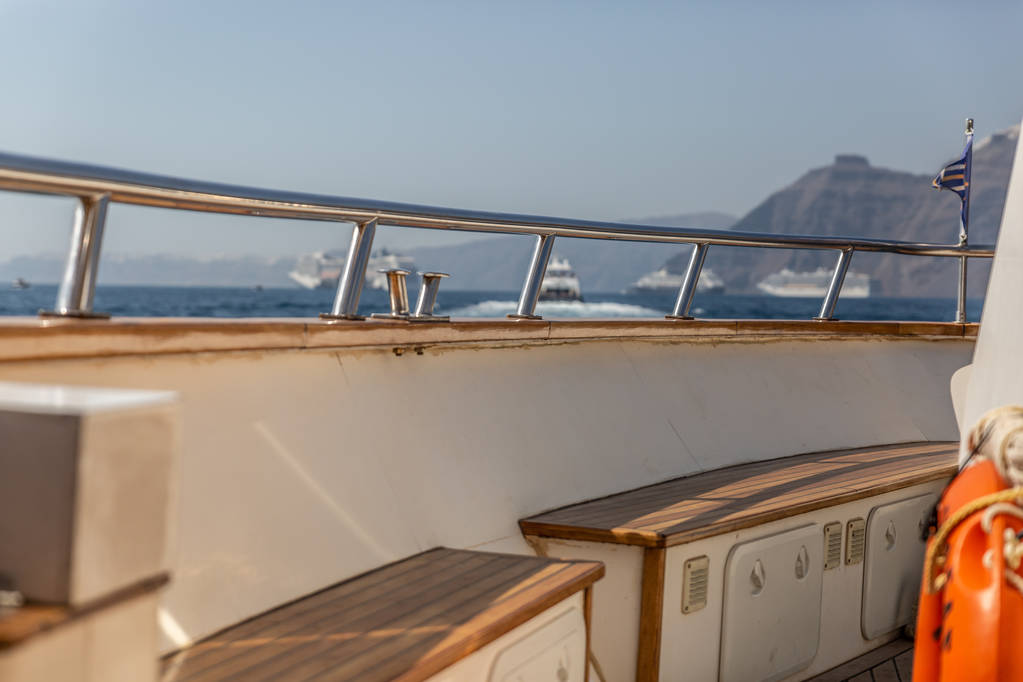 Stay connected with your team while on the move for vehicles, including trucks, caravans, and boat
